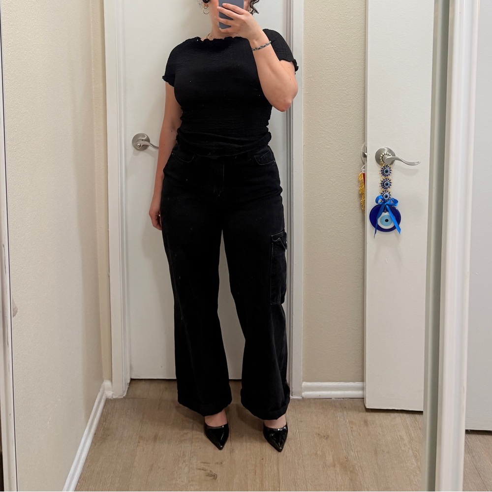 Women's Black Wide-Leg Cargo Pants